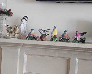 Bird figurines