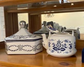 Blue Onion Pattern Teapot and Lidded Jar