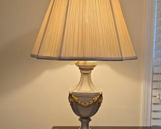 Neoclassical Style Table Lamp