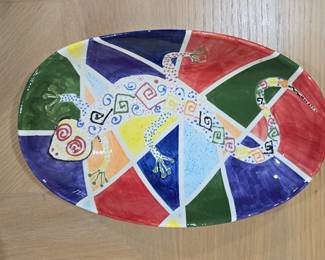 Hand-Painted Talavera-Style Ceramic Oval Platter with Lizard Motif