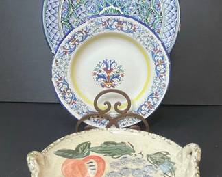 Meridiana Ceramiche Hand-Painted Fruit Dish