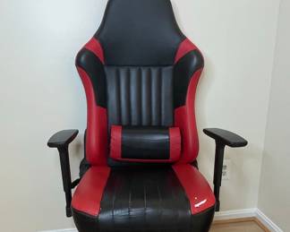 Red and Black Racing Style Gaming Chair
