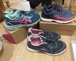 Women's Athletic Shoes - ASICS, Rykä, Skechers