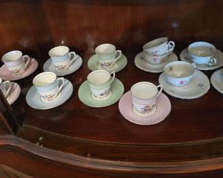 tea cups 