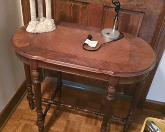 foyer table 
