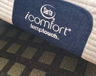 icomfort queen mattress new