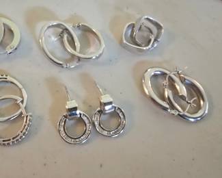 14 karat white gold Earrings.