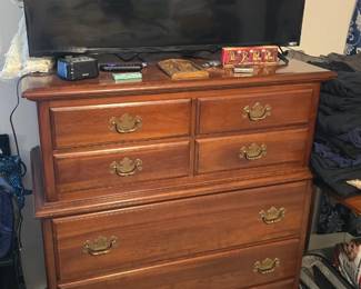 chest of drawers with tv 