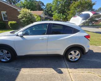 2020 Honda HR-V EX Sport Utility 4D with 35k miles Very nice, clean, one owner !!!