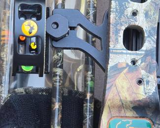 Bear Lights out compound Bow and arrows with broad heads 