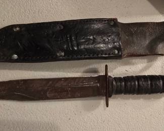 vintage military fixed blade and sheath 