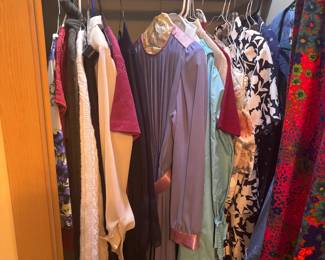 vintage ladies clothes