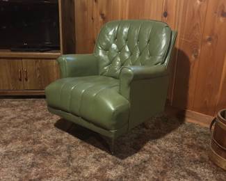 avocado green chair