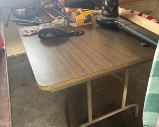folding table