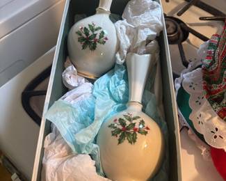 pair lenox christmas vases in original marshal fields christmas box.. has the marshall fields sticker in box