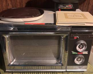 Wowzers!! The original Microwave.. Amana Radarange 1974
