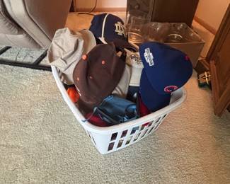 lots of mens hats