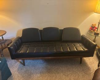 MCM COUCH 