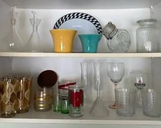 AKC032 - Various Drinking Glasses, Vintage Tumblers, Champagne Flutes, Beer, Wine & More