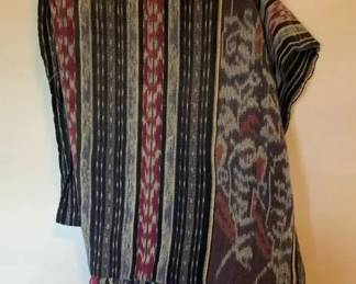 AKC145 - Vintage Handmade Idonesian Ikat Textile Wall Hanging, Table Linen