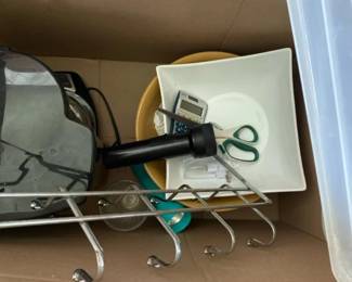 AKC126 - Another Mystery Box Lot! Kitchen Things