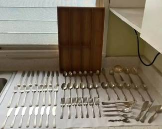 AKC045 - Vintage Wallco Sectional A+ Silver-plated Dinnerware & More