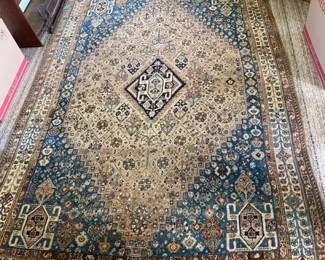 AKC151 - Large Persian/Oriental Style Inspired Area Rug