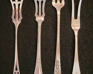 Lot 51: Antique Sterling Silver Pickle Forks - 4