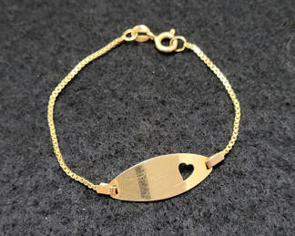 Lot 81: Vintage 14k Gold Italy Heart ID Bracelet