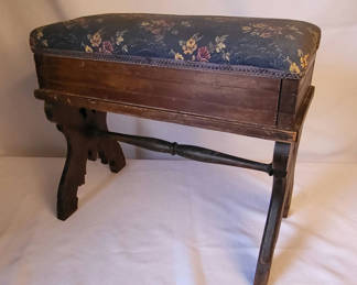 Lot 27: Antique Cushioned Flip Top Seat/Stool