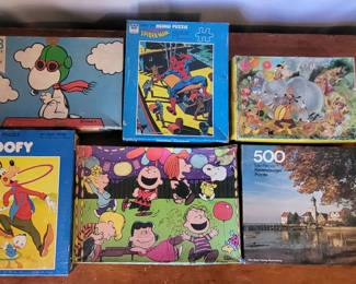 Lot 77: Vintage Puzzles Lot of 6