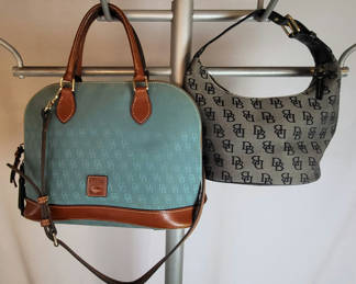 Lot 4: 2 Vintage Dooney & Bourke Shoulder Bag Purses