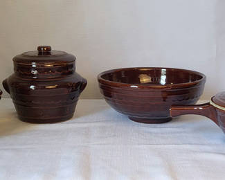 Lot 48: Vintage Marcrest Daisy Dot Stoneware Set