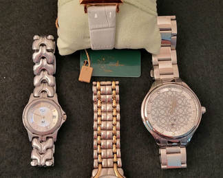 Lot 15: 4 Watches - Invicta, Relic, Sheffield, One Dear