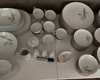 WWS065-Beautiful Noritake China Set