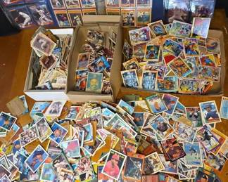 WWS030 - Large Lot of Trading Cards 