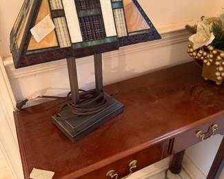 Tiffany style lamp 