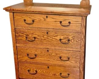 Oak Chest of Drawers