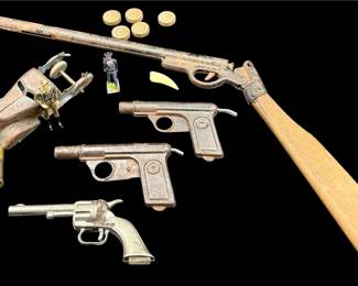 Vintage Toy Guns & Soldiers