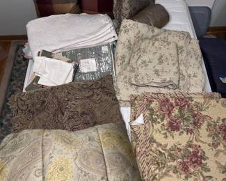 Bedding Lot