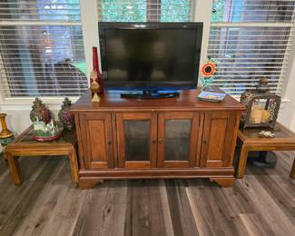 set of 4 vintage Bassett tables (2 shown here), entertainment cabinet, TV and decor