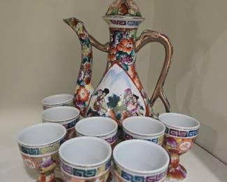 Vintage MCM - Chinese "thousand Flowers" Tea pitcher with 8 serving cups