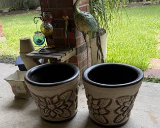 pair of ceramic planters / pots