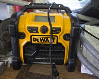 Dewalt radio 