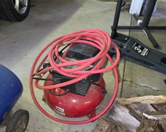 Air compressor 
