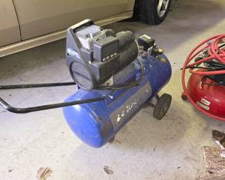 Air compressor 