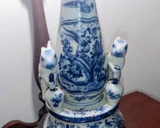 Blue white rabbit lamp