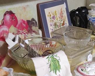 Beautiful kitchen decor & dishes