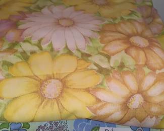 Vintage Monticello 70s full set Muslin Sheet Retro yellow green Daisy floral