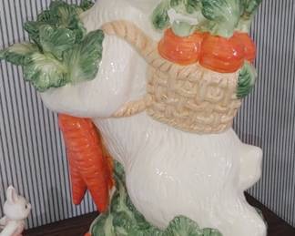 Rare Kaldun & Bogle ceramic bunny rabbit figurine from 2007-2008.